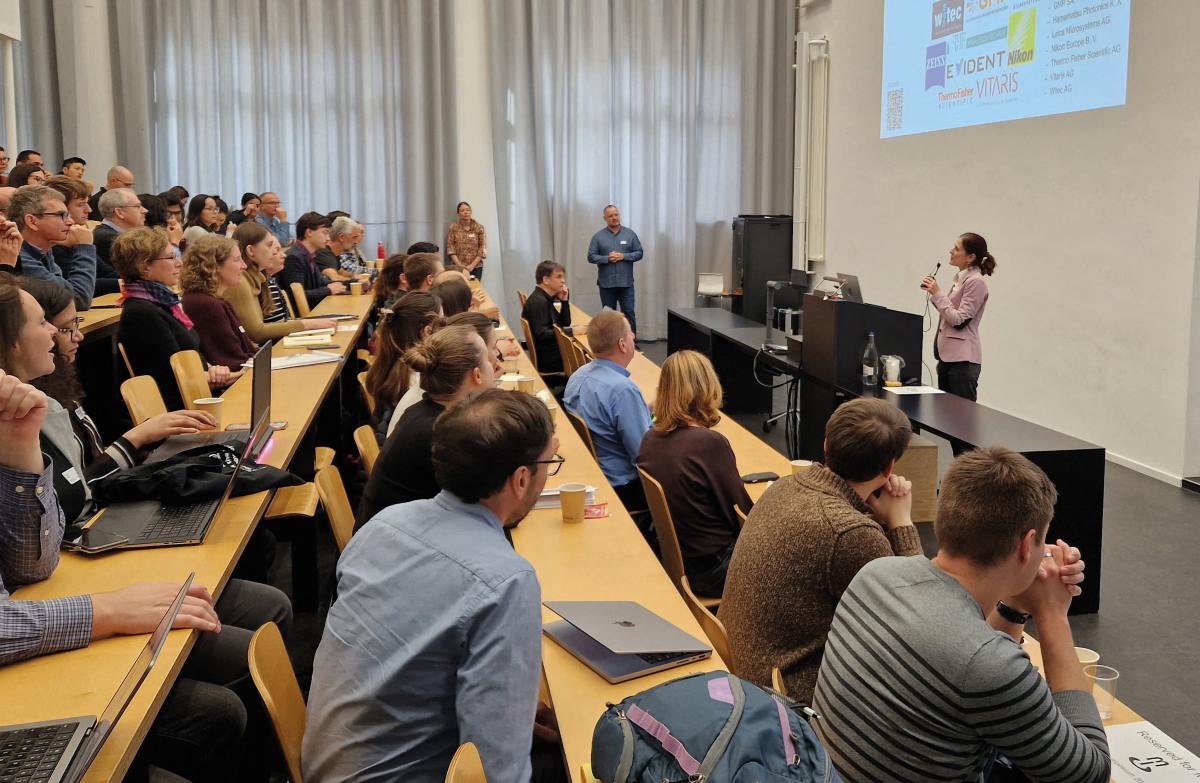 Event introdoction by Nadia Mercader